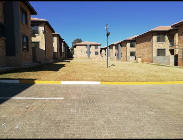 2 BEDROOM APARTMENT FOR SALE IN BENONI